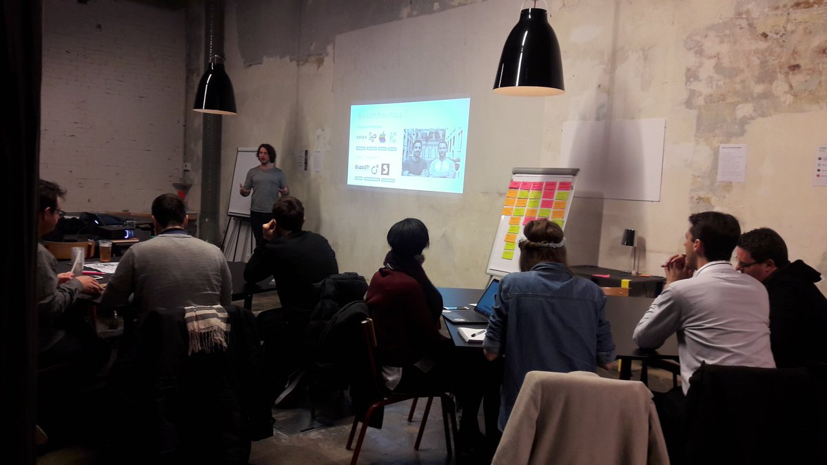 Le_Laptop's tweet image. L&apos;atelier #UXmetrics par @metriq_io commence ✌