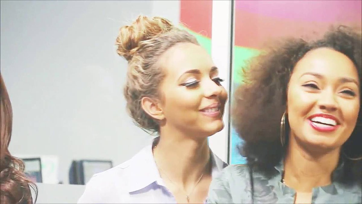 UYLittleMix's tweet photo. ¿Podrá Leighade llegar a 40 RTs?
40 RTs = 40 votos
#ReggaetonLento #BestRemix #iHeartAwards https://t.co/psxFkWRqLR