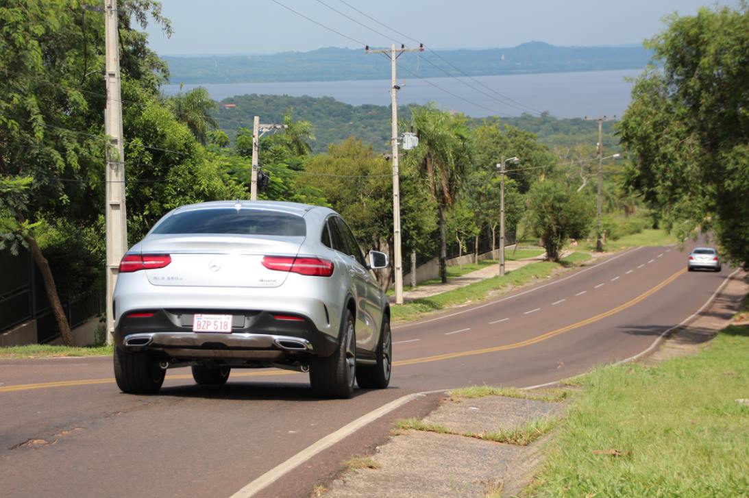 MercedesBenzPY's tweet photo. Alto viaje, alta tecnología y alto estilo en #Altos. #GLECoupé #TheBestOrNothing
Conocé más en https://t.co/old8Cl9hpn https://t.co/Q5MKnQkCCB