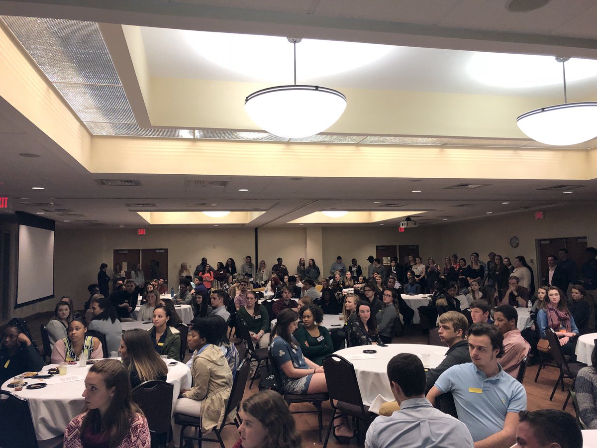 phisigmapi_ecu's tweet photo. TAUsome turn out for our first Information session! A total of 86 PNMs came to learn about our Amazing Fraternity! Our Next information Session will be on Thursday at 7 in the MSC Great Room #1!! See you there!! #Tau #SpringRush2018 #PSP https://t.co/StsUvcLBpC