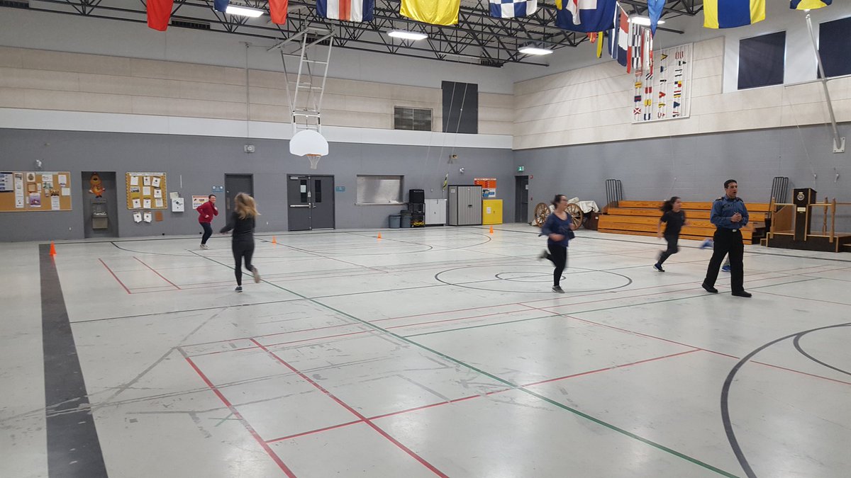 msshetler2's tweet photo. We got this! @HMCS__STAR #studentstrength #dontmesswithlisgar #canadiankids #leadersofourfuture https://t.co/D2reA0uytJ