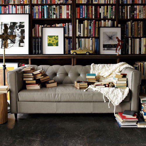 بعد خمس سنوات من الآن ستكون أنت كما أنت! ولن يتحول شيء ما في حياتك نحو الأفضل، ما لم تغير أمران: القراءة! ومن تصاحب ..!
#مهارات_محمد