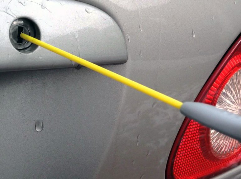 carlslocksmith_'s tweet photo. This time of year, #WD40 is your friend!
Most everyone has a fob to open vehicle doors and won't notice how frozen and immobile locks get in the cold weather. If you don't have a fob, you know exactly what I'm talking about! ❄️ #WinterStorm #DetroitLovesAutos  #DetroitLocksmith https://t.co/WnKs95AcH2