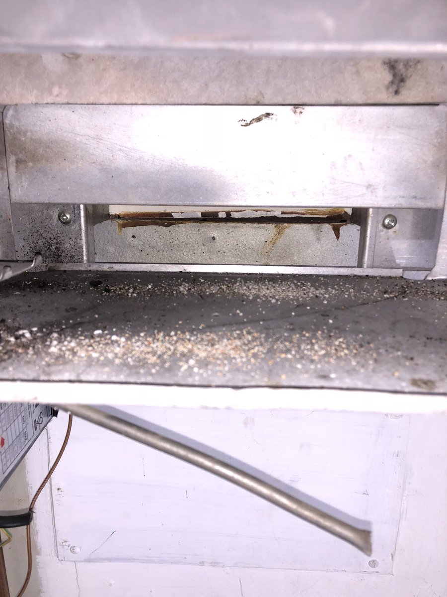 iheatsolutions's tweet photo. Sad to see this it was serviced in October local company, some engineers should not be doing this, boiler is coming out of course and a nice Worcester going in tomorrow #boilers #servicing https://t.co/5o4wquZPxO