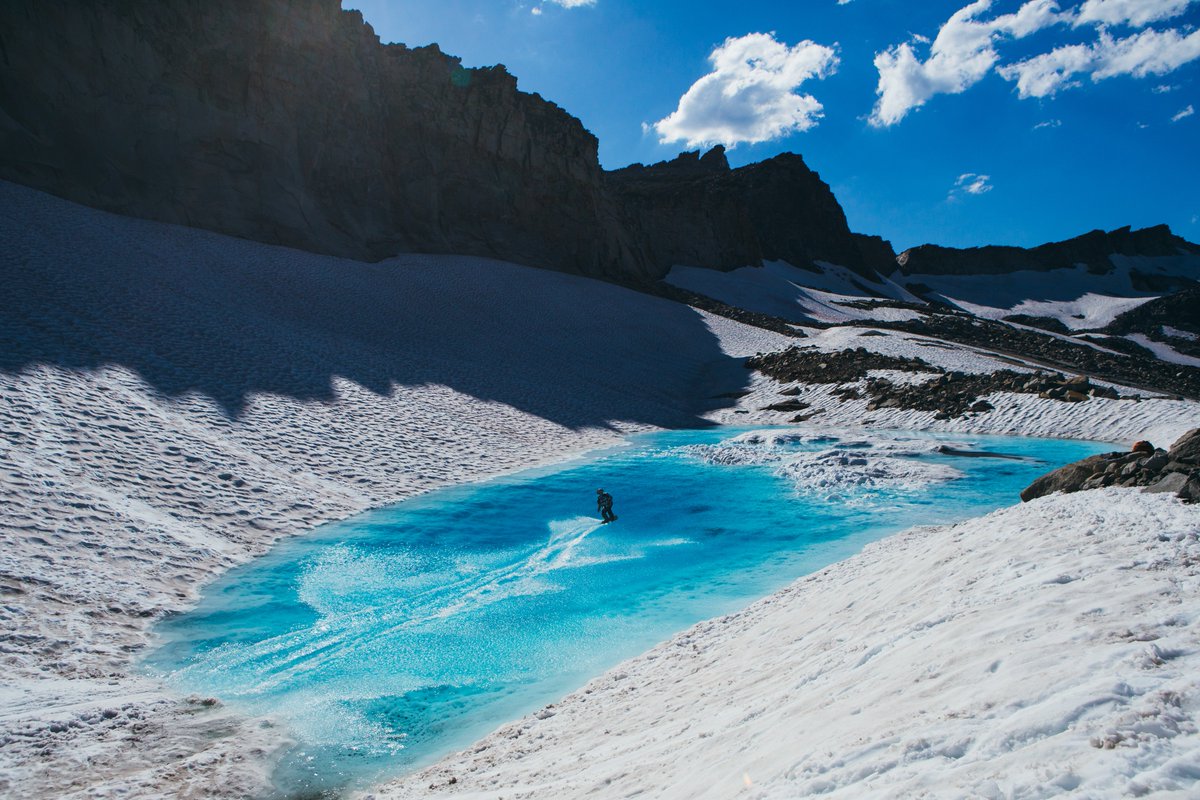 The challenging efforts to live forever were well worth it. Check out the full story and photoset on my website:

livingvancariously.com/blog/2018/1/15…

*also, I'm available for hire  ; )