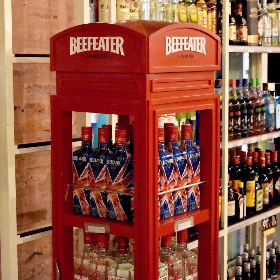 #BuenMartes ¿Ya conocés nuestro Almacén de Vinos?🍷 Date una vuelta por nuestra Casa Central y conocé toda su variedad #Alparamis #Bebidas #Gourmet