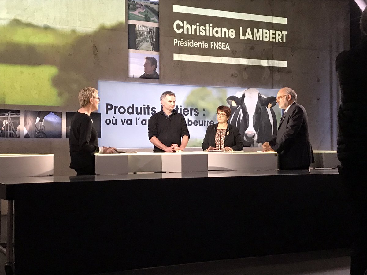FNSEA's tweet photo. En allant débattre à #CashInvestigation , nous avons fait le choix de défendre les producteurs de lait, le choix du dialogue, le choix de donner des perspectives d'avenir et de promouvoir un partage de la valeur ajoutée équilibré! @ChLambert_FNSEA https://t.co/jZmXLFGmhe