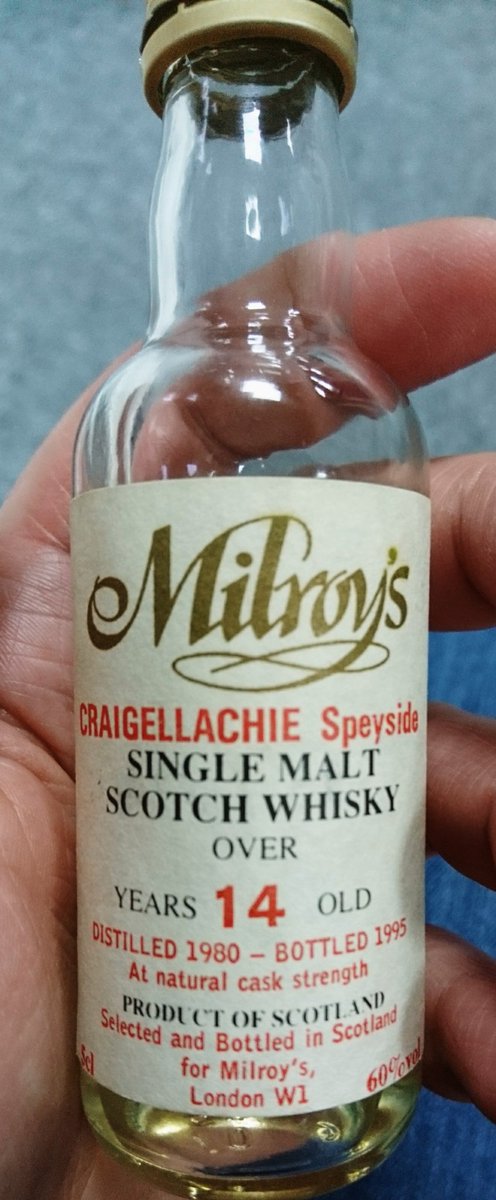 IsGrahamYooll's tweet photo. Celebrating another great @DreamDrams #MassiveMini auction with this super #Craigellachie from #thegoodolddays @Milroys https://t.co/n2zxTWzTFp