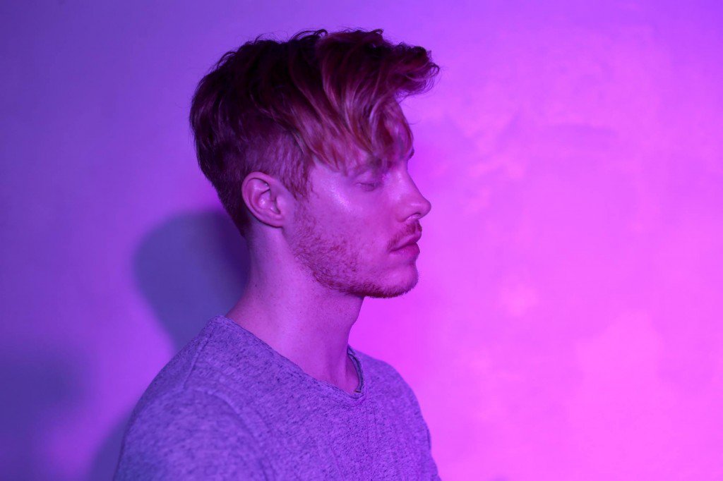 El #cover de la semana rinde homenaje a Dolores O'Riordan
El youtuber newyorkino <a href="/reigenmusic/">Reigen</a> nos emociona con esta versión de #Dreams
musicalonlinetv.com/2018/01/16/el-…