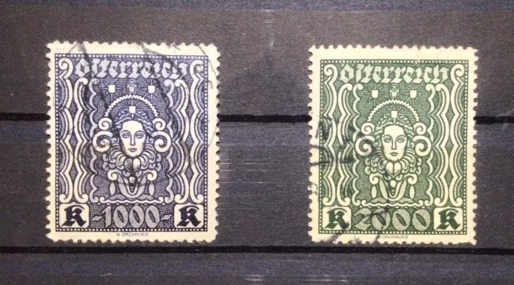 Hier 2 kleine Schönheiten aus Österreich !