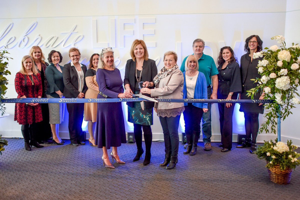 Gina Drosos tweet media