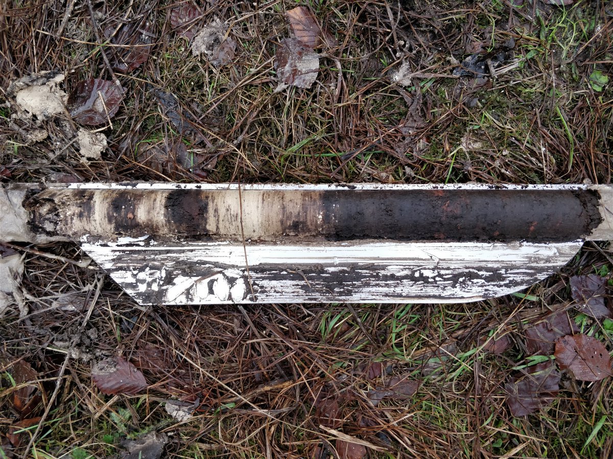 alice_watson14's tweet photo. Just two of the several soil cores taken at Haweswater, with the dark soil indicating very humified soil and the white/cream a calcium carbonate marl @NENorthWest @NaturalEngland #soil #soilcore https://t.co/C9QBAMMv8b