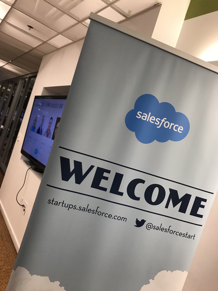 jenniferwarawa's tweet photo. At @ATLTechVillage getting ready for our @salesforcestart panel on the ‘New Rules of #SaaS’ - it’s going to be awesome! #Atlanta #tech #startup https://t.co/yUYsPq8M76