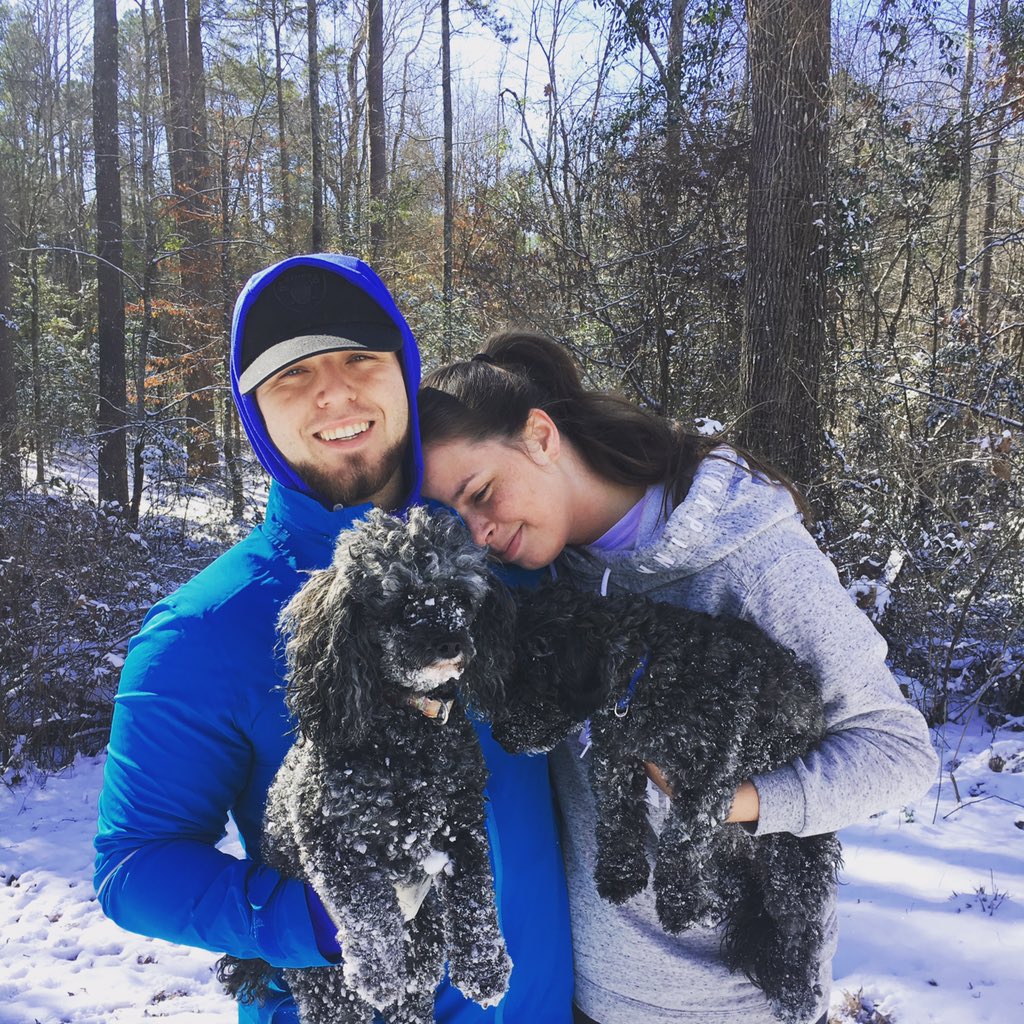 mirandalannee15's tweet photo. Obsessed with my little family 💗 https://t.co/qEDvwRTRrp