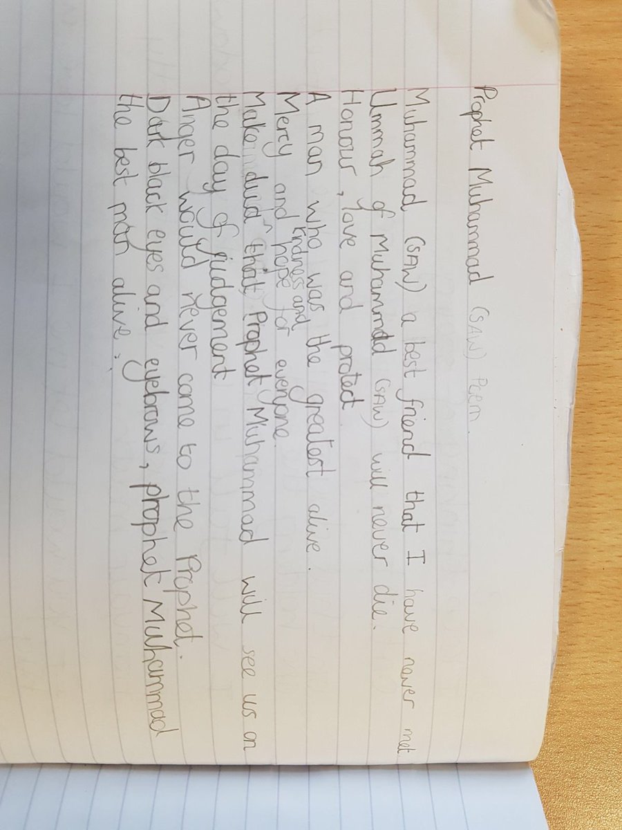 FEC_Academy's tweet photo. Class Nana Asamu studied the qualities and attributes of Prophet Mohammed (pbuh) this week, and expressed their findings through poetry! 👑

#fec #fec_academy #walthamstow #islamicstudies #islam #islamic #learnthroughplay #muslim #contemporaryislamicstudies #artsandcrafts https://t.co/drgdQIbsGE