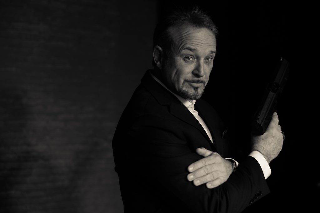 EStoneMagic's tweet image. I predict I will see you at my Mind Trix show this Saturday night at the Old Stone Inn boutique hotel Niagara Falls Canada.