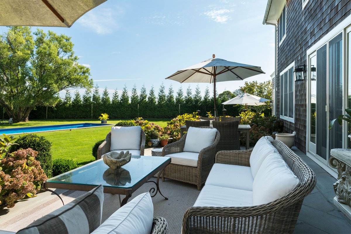 MattLucasBuild's tweet image. Home, sweet home.
__
#Portfolio #Work #CustomBuilt #Custom #architecture #texture #Details #modern #traditional #LuxuryBuilder #RealEstate #Realtor #home #SagHarbor #NorthHaven #builder #RealEstateAgent #Saunders #TheHamptons #Hamptons #longisland #newyork #NY #MattLucasBuilder