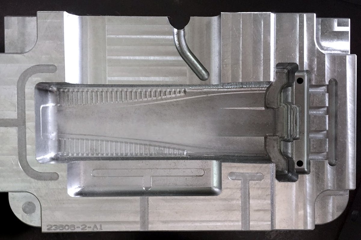 plasticmolder0's tweet photo. RT https://t.co/eiwWyKHu91 How is Plexi's Smart Battery made? It's one of the intricate details of #PlexiDrone and needed unmatched levels of attention to get to official certification! See how t⦠https://t.co/PDpQaTVLmT