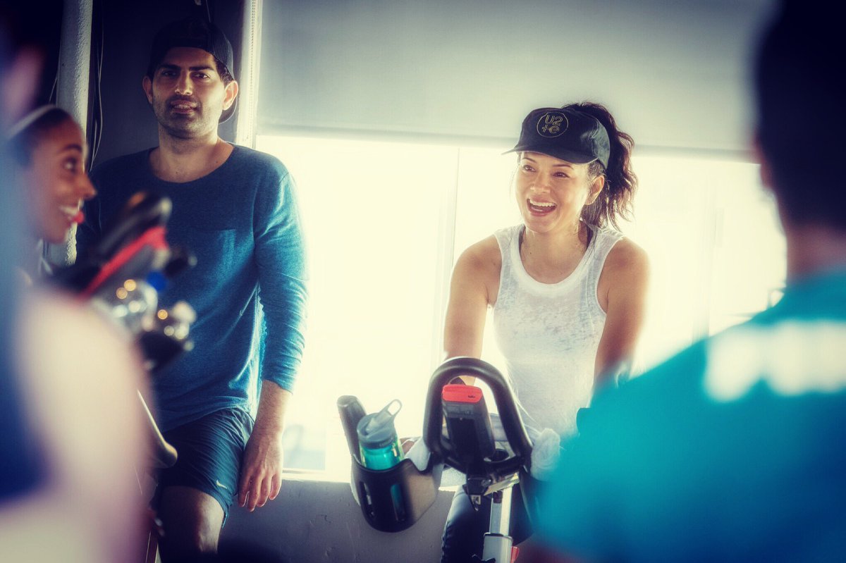 KellyHu's tweet photo. In keeping with my NY resolution of getting in shape for my big bday coming up, I dared to do a new cycling class last wknd at the RYDE4 launch that kicked my ass! Have to add this workout to my training regimen.
#Whatdoyouryde4 #ryde4life #ryde4 #SantaMonica #FitnessLifestyle https://t.co/1MCtVQygxX