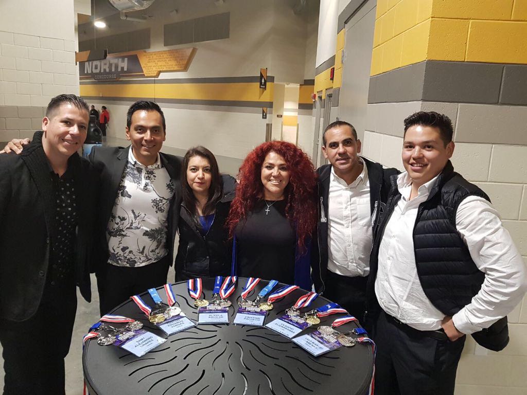 Tec_CSF's tweet photo. Estamos orgullosos de nuestro equipo Borregos México de Cheer. #OrgulloTec🥇Primer lugar en World Cup Championship en la categoría Elite Small Coed University🥈Segundo lugar en la categoría All Girl Premier, University World Championship 🎖Quinto lugar en Copa de Naciones. https://t.co/PXLHYs7F48
