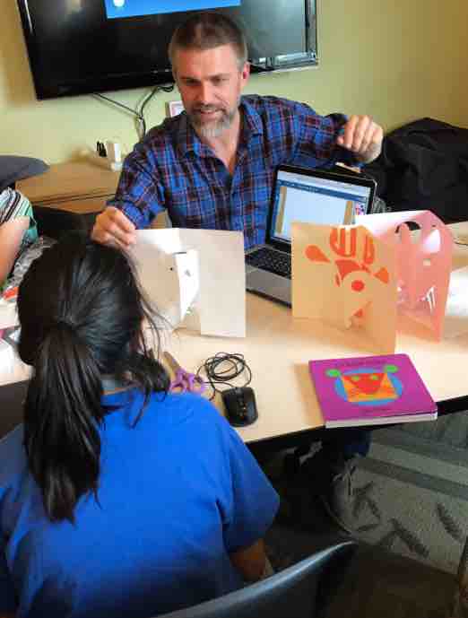 peggystearns's tweet image. Q5: @ScienceDisco used #FabMakerStudio pop-ups to design tactile books for their ‘Build a Better Book’ project for children with visual impairments.  #MakerEd #FableLearnChat