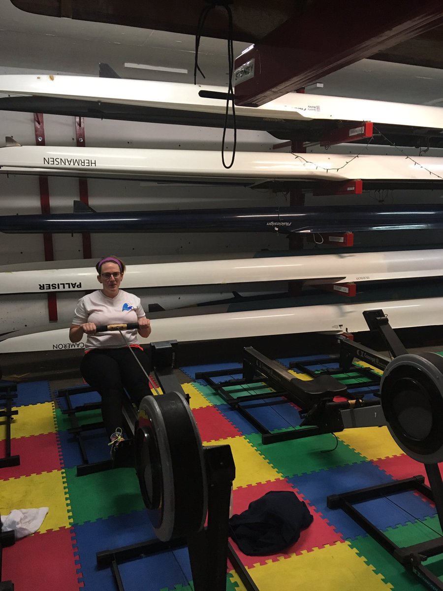 CalgaryRowing's tweet photo. We're saying Bye and Good Luck to our Rec rower Heather who will be moving away! Heather joined us this year after her Learn To Row and fell in love with the sport. She's already looked up a rowing club in her new home town so we're looking forward to pictures!! #welovetorow #yyc https://t.co/dfGZynVNqN