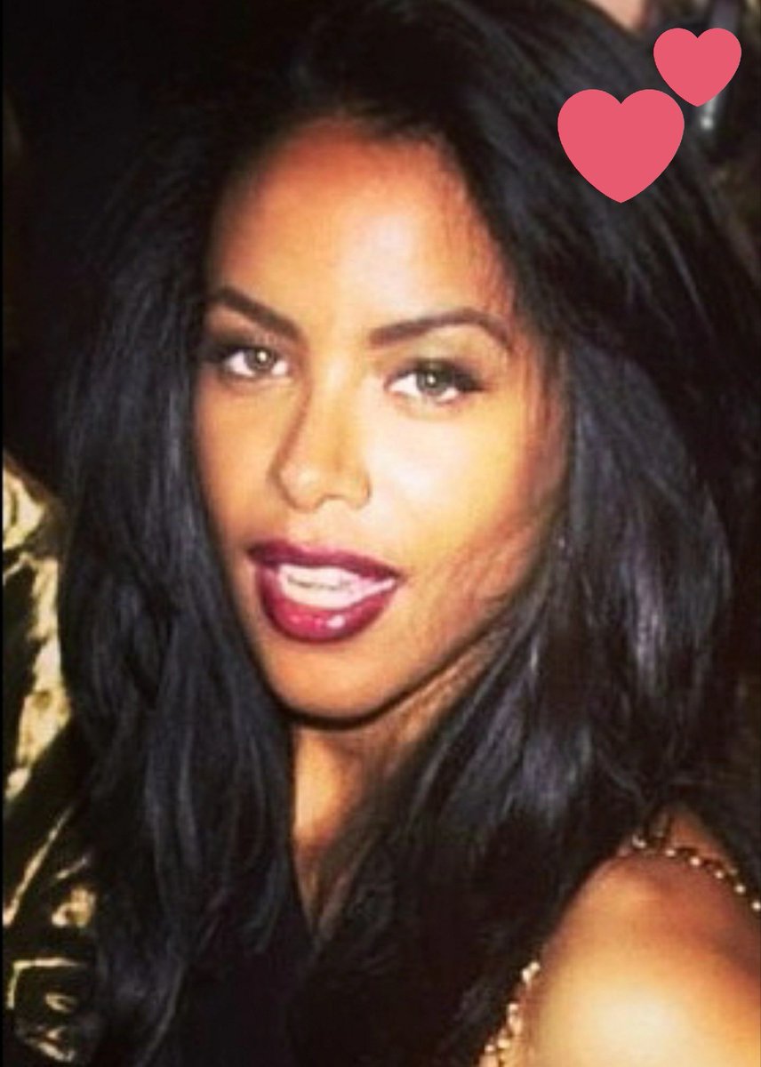 NewAgeGriot26's tweet photo. Happy Birthday my baby 🎂. No amount of words would EVER be enough. Altho i think one last hug would do wonders for me 😅. Anyways, Happy 39th 2 you my Doll💕. From my mouth 2 God's ears, I Love U & Thank You 😎. #HappyBirthdayAaliyah #PrincessBabyGirl👑 #BFF4E https://t.co/QroGbtLNk3