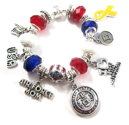 auntshellys's tweet image. auntshelly.com/militarybracel…
Brand new from the Aunt Shelly Creation Station!

Personalized #MilitaryBracelets to display the pride of your their Hero.

Choose #MilitaryMom, #AirForceMom, #AirForceWife, #ArmyMom, #ArmyWife, #MarineMom, #MarineWife, #NavyMom, #NavyWife

#MilitaryWife