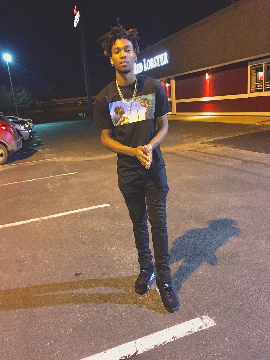 LesterFlyHigh_'s tweet photo. Leveled up , I feel important . 🦅💧 https://t.co/vZmB9V8odV