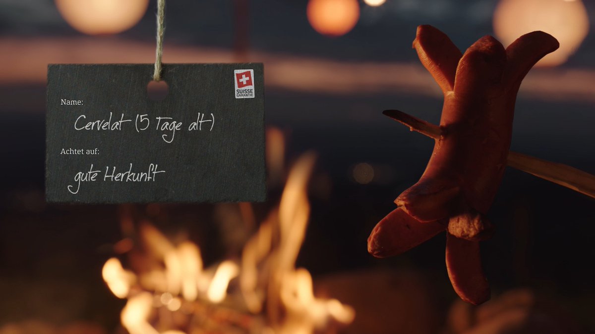 storiesfilms's tweet photo. Regisseur Gian Dolder hat nicht nur das Ei bis zur Tomate zum Leben erweckt, sondern sie gleich alle auf den Singlemarkt geworfen. Suisse Garantie Spots - jetzt OnAir. https://t.co/4ttUKDTuk3