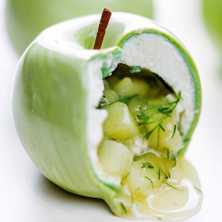 L'hôtel Le Meurice ouvre prochainement un espace dédié à la vente à emporter des pâtisseries de son chef Cédric Grolet. On a hâte!
#Newtable #RestaurantParis
fr.newtable.com