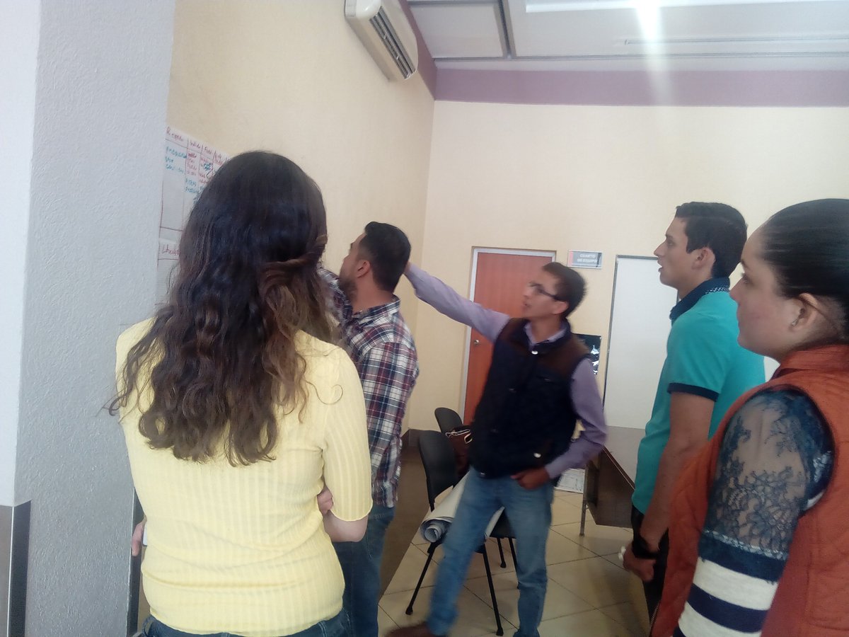 spidasdespacho's tweet photo. 15 de enero, 2018. Evaluación de desempeño EC0818, extensionistas de concurrencia del Estado de Jalisco. SAGARPA Jalisco. @LeticiaInca @incarural @AnaLiME1 @PerlaIbaez2 https://t.co/7WPOgjEIKo