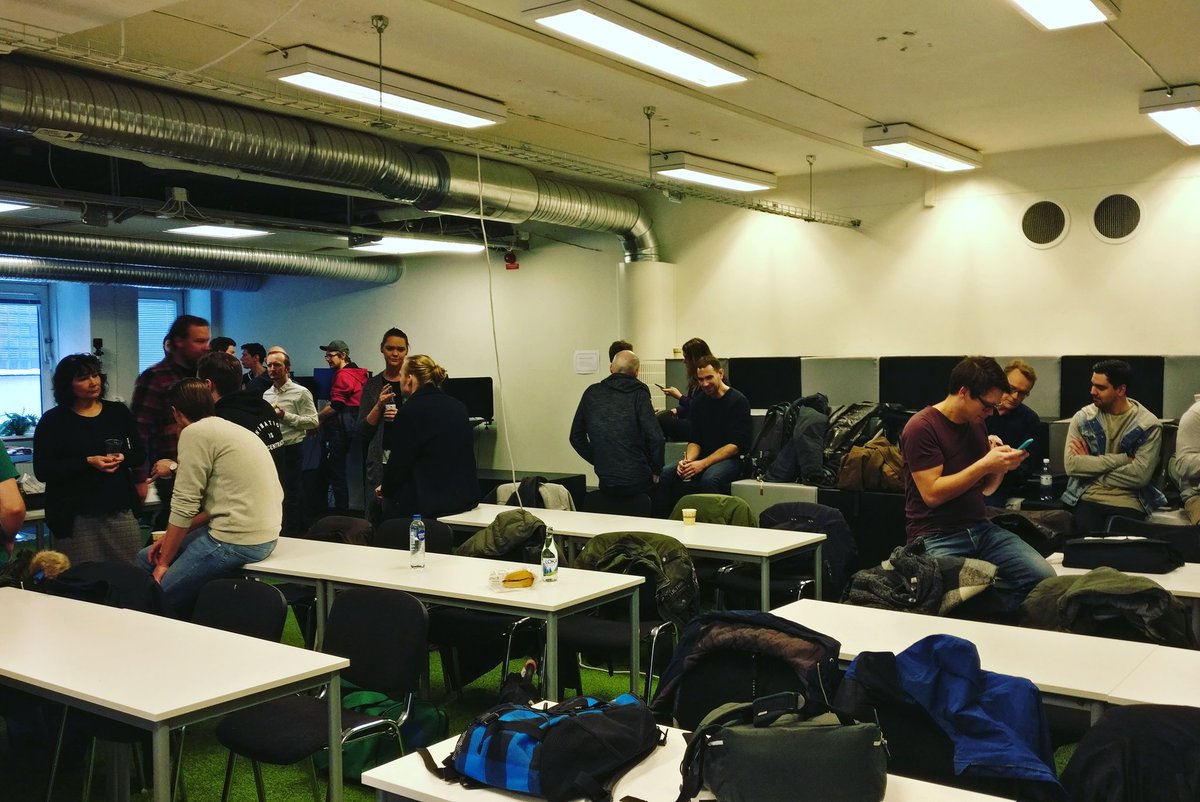 Idag har vi spellärarens dag hör I #stockholm, vi samlar alla spellärare från våra <a href="/LBS_Gymnasium/">LBS Kreativa GY</a> skolor för att utveckla våra spelutbildningar.

#spelutveckling #spelutbildning