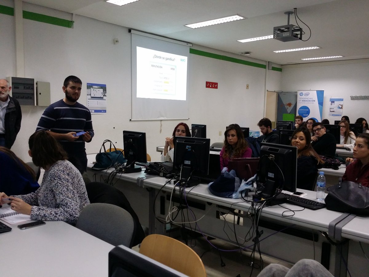 ToovariOficial's tweet photo. Hoy hablamos en nuestro #RoadShow con @HPEspana e @Intel_Spain sobre #gamificacion con los alumnos de la @UAM_Madrid de 4° mención #TIC de @FaculEDUAM en su mejor miercoles del año 😊😊 #YellowWednesdayUAM
#RetoToovari https://t.co/0wPa4RZ671