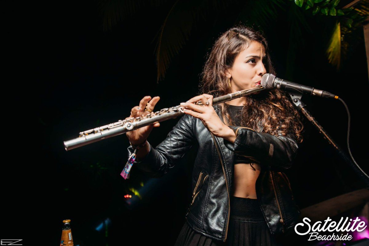 Satellite_Fest's tweet image. Day 4 at #SatelliteBeachside showcased some bomb Indian techno acts + the @Anjunadeep showcase!!

Much wow, much fun. 🌈 Take a look 👉 facebook.com/pg/BeachsideFe…