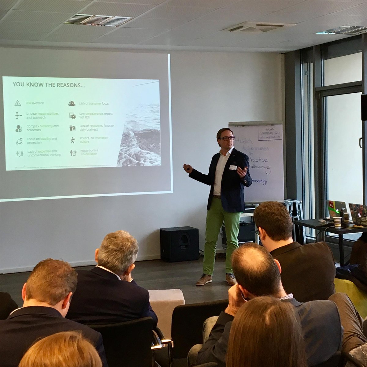 excubate tweet media