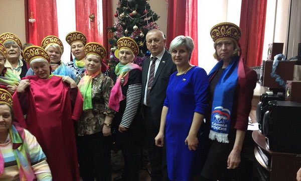 Хор «Северное сияние» засияет в новых костюмах благодаря депутату #ЕРМосква moscow.er.ru/news/2018/1/17…