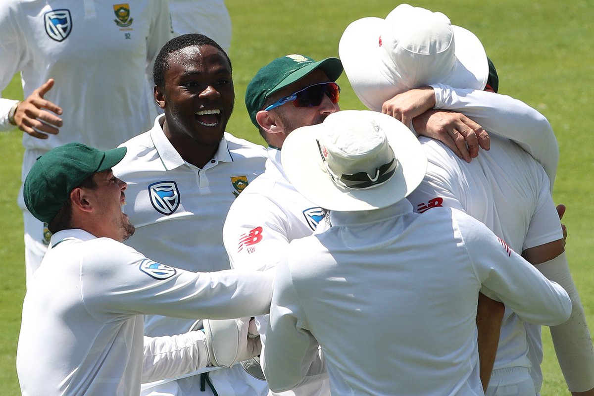 South Africa win the 2nd Test by 135 runs and clinch the #FreedomSeries 2-0 #SAvIND #INDvSA