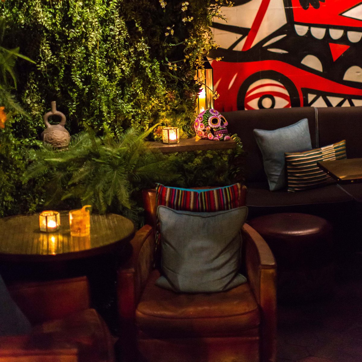 coyamayfair's tweet photo. It may be chilly outside but cosy up under the heaters and enjoy a cocktail on our Members terrace 💫 https://t.co/da8JupE5XO