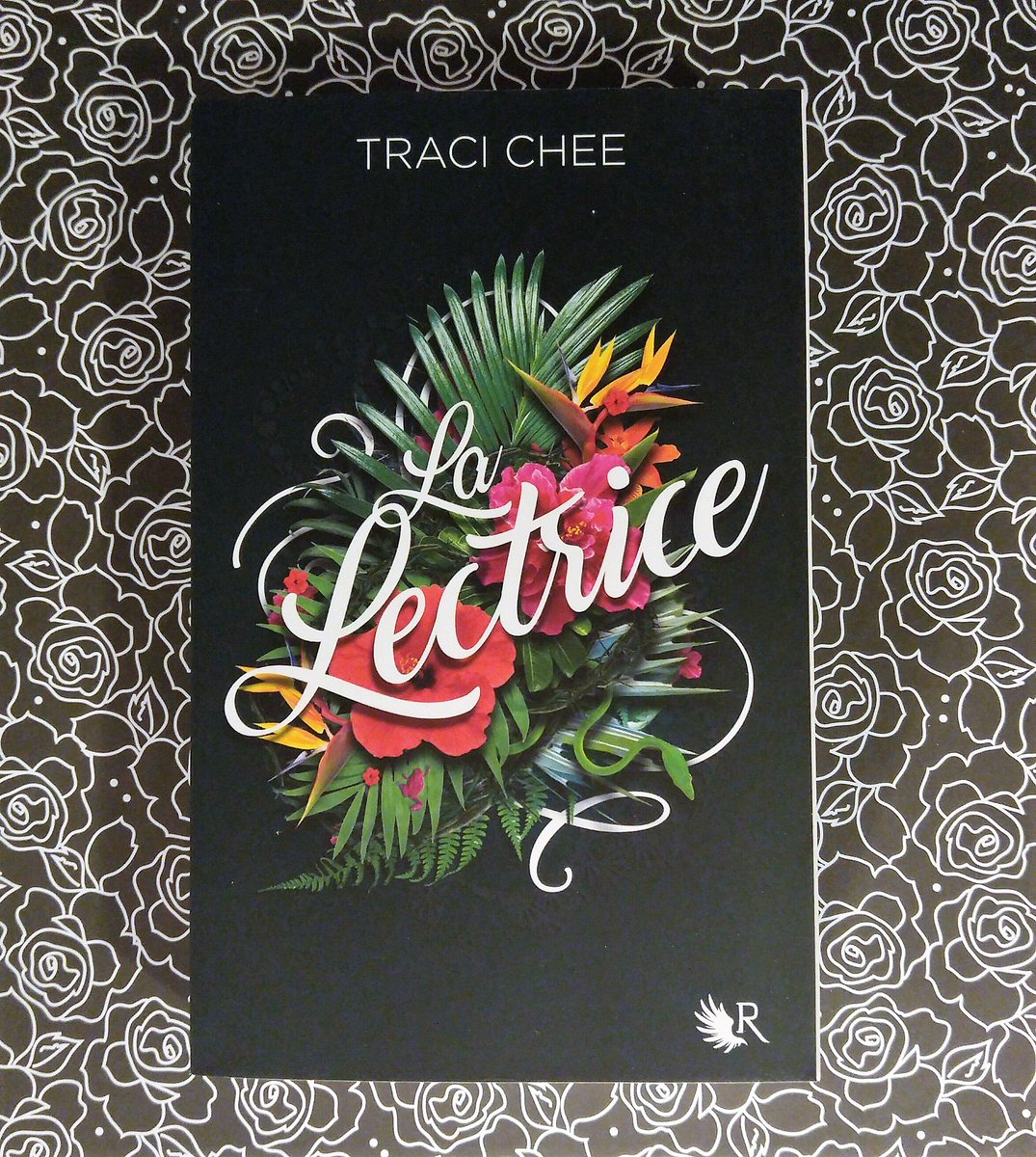 chloecrepuscule's tweet photo. Nouvelle Chronique où je vous présente un livre tellement mystérieux... 
@CollectionR  @tracichee #bloglivresque #lecture #avislittéraire #passionlivre #YA https://t.co/y4atuRECBZ https://t.co/RrKwLQmlwR