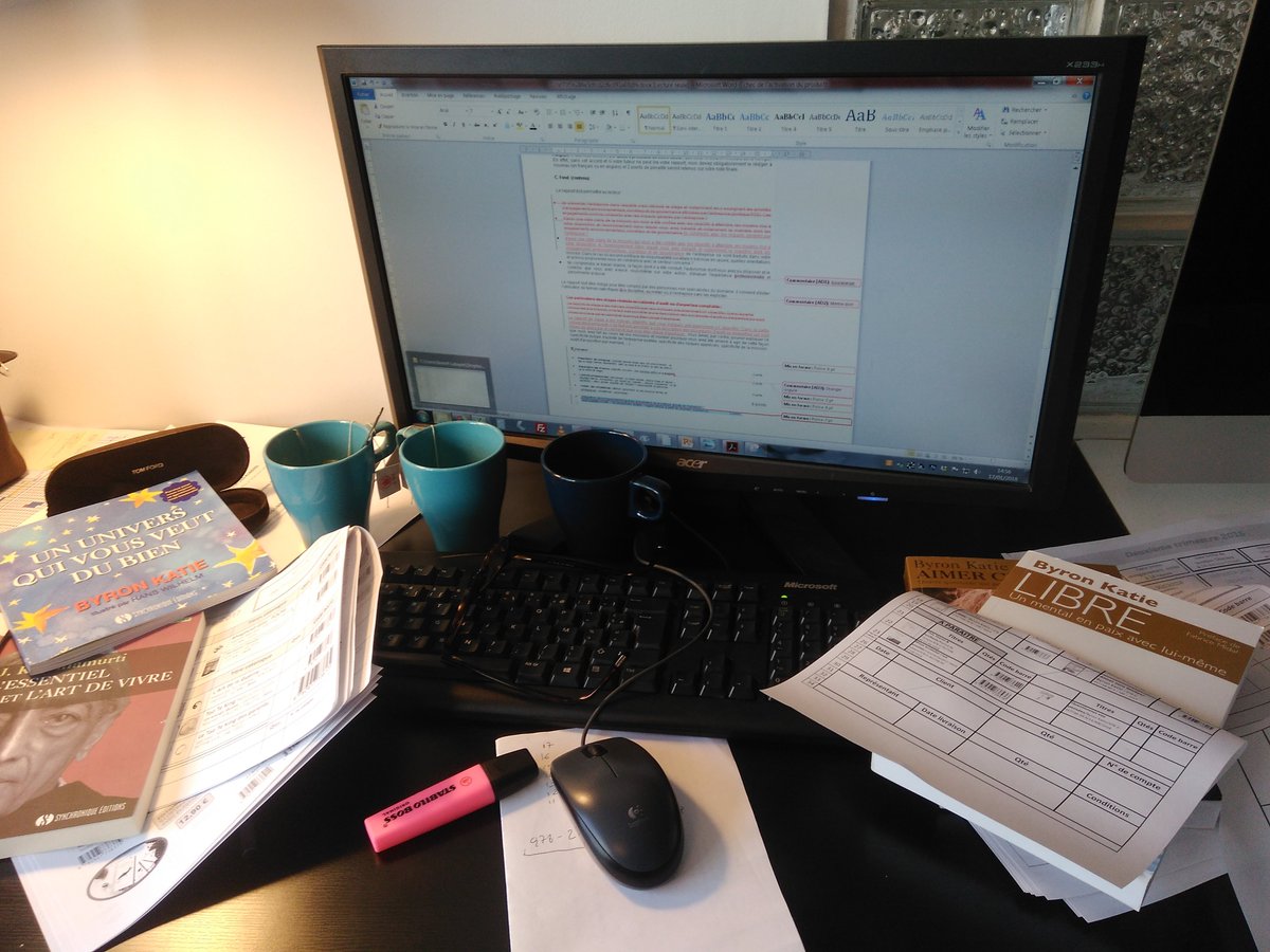 Synchronique_Ed's tweet photo. [DANS LES COULISSES DE L’ÉDITION]
3 pauses cafés, 2 corrections de manuscrits terminées... travail, travail ! Vous aussi vous connaissez ce sentiment de mission accomplie? https://t.co/FRIXO7V7m6