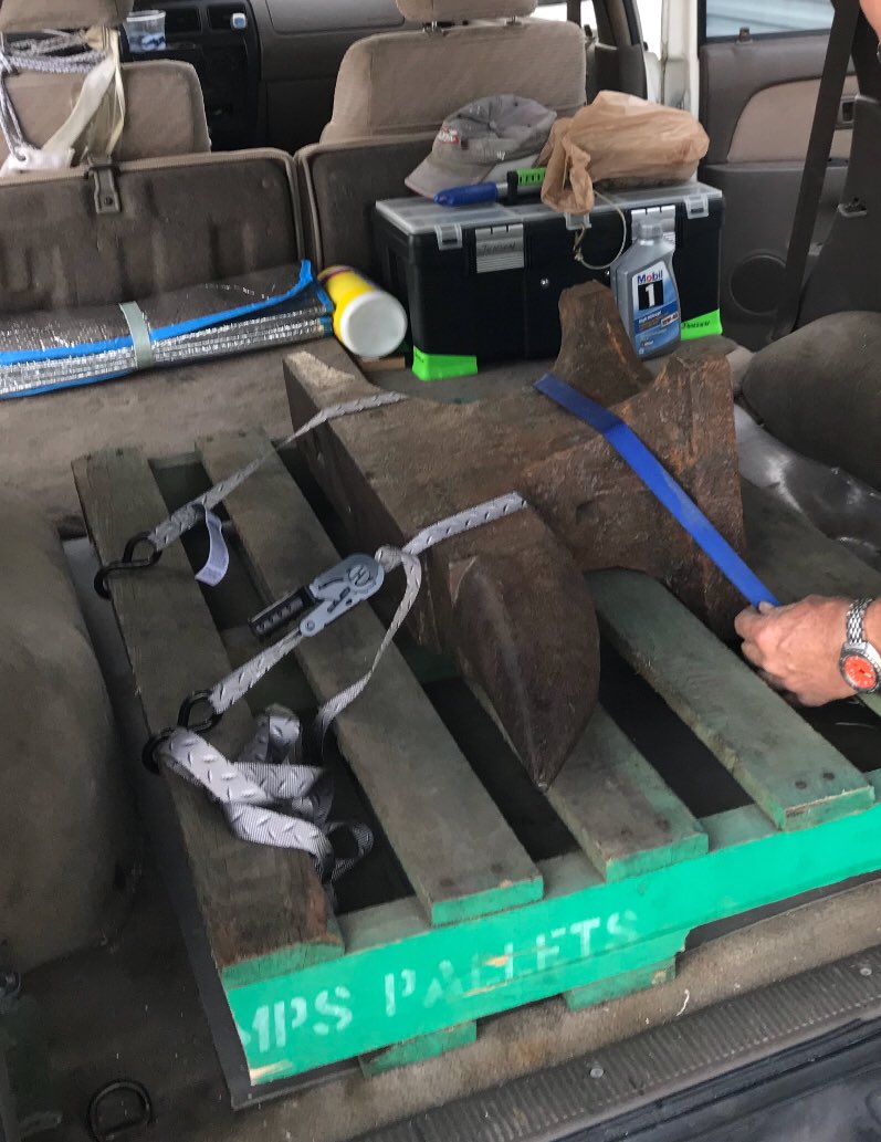 JesseBlacksmith's tweet photo. My 300 lb haybudden #anvil getting ready for shipping up to Vermont from Florida #Craigslistfind https://t.co/eLsEycNP9a