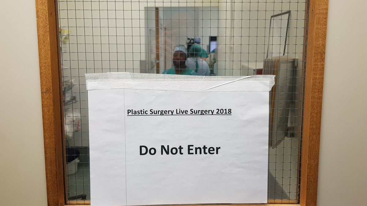 #Plasticsurglive WHO checklist done, patient positioned safely and now the surgical scrub can commence to ensure a sterile field and Miss Odili can start the Lymph Node dissection. Live feed only in Lecture Theatre F at St George's Hospital.