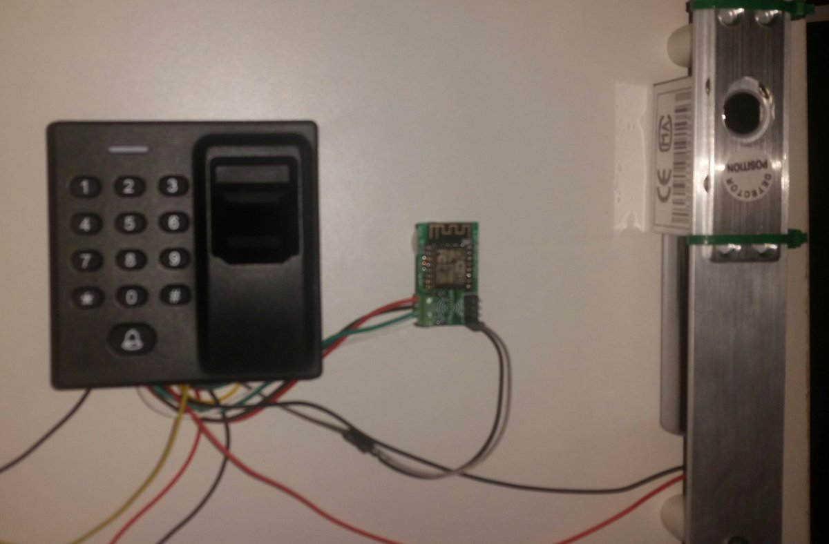 exploit_agency's tweet image. Making progress on building the display for an upcoming #RFIDTool demo video featuring #capturing #credentials from a #biometric #fingerprint/#pinpad/#RFID #reader

rfid-tool.com

The sub $20 #redteam #pentesttool

Will also demo a new software feature for version 1.0.4