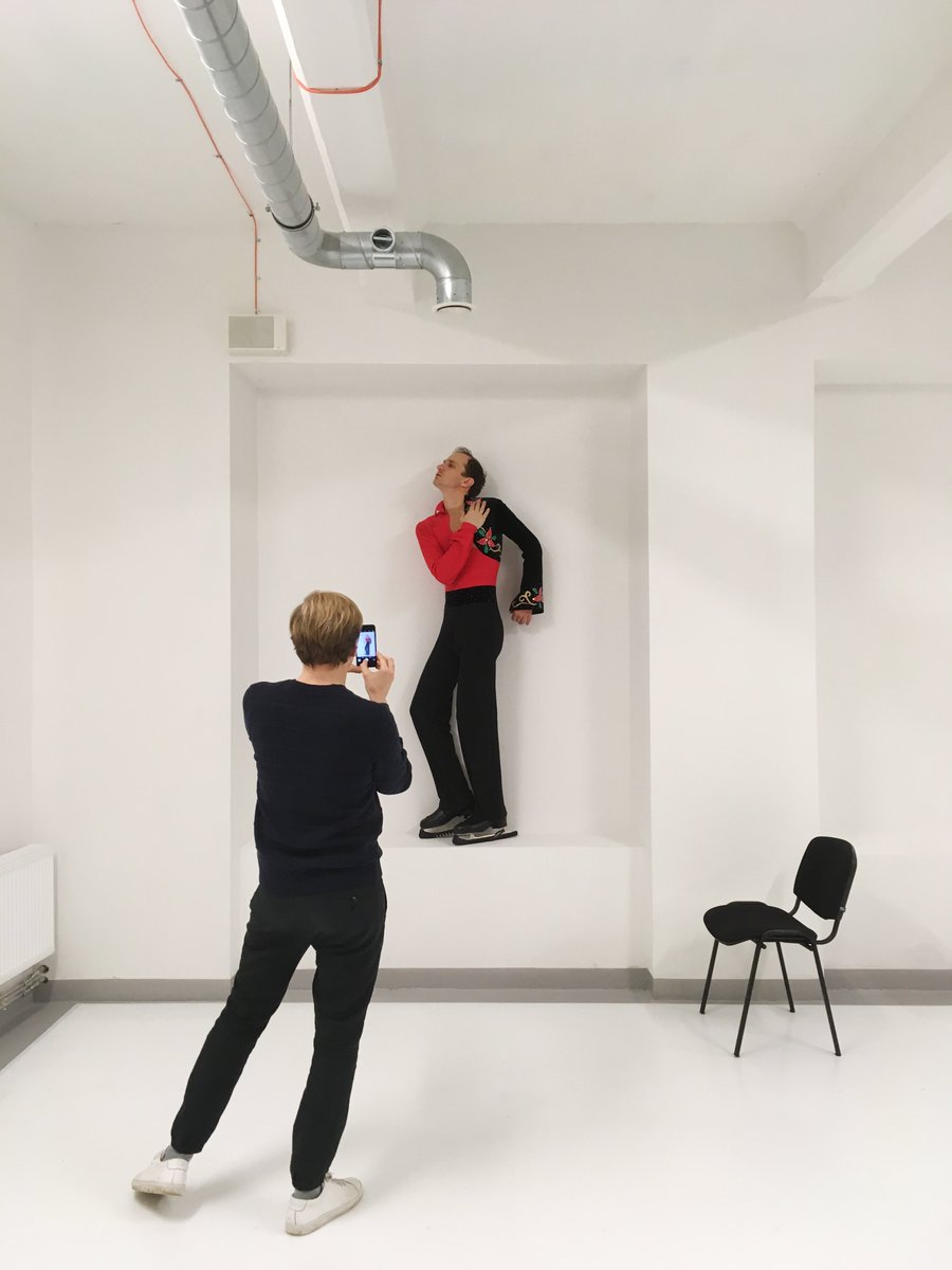 26. janvārī <a href="/jrt_lv/">JaunaisRīgas teātris</a> gaidāma pirmizrāde – režisora Vladislava Nastavševa “Cerību ezers aizsalis” kroders.lv/highlight/2992