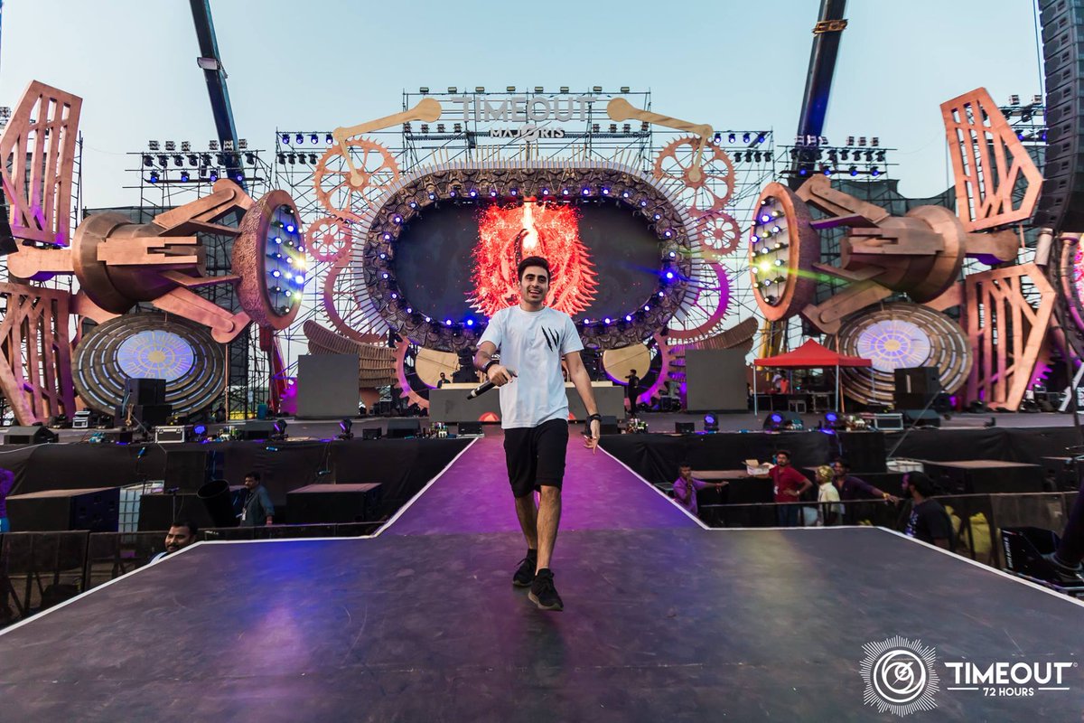 TimeOut72 tweet media