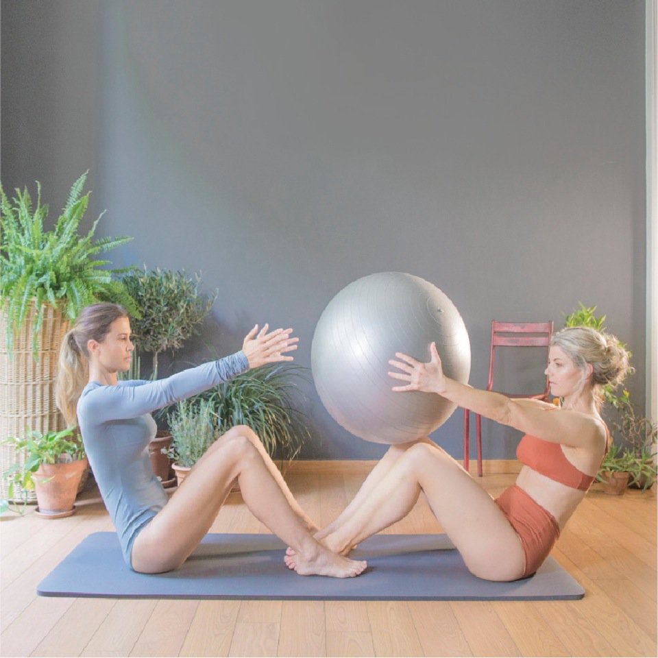 studio_bcn's tweet photo. Pilates is always better with a friend! #wellnesswednesday https://t.co/YvTVGlZe0g