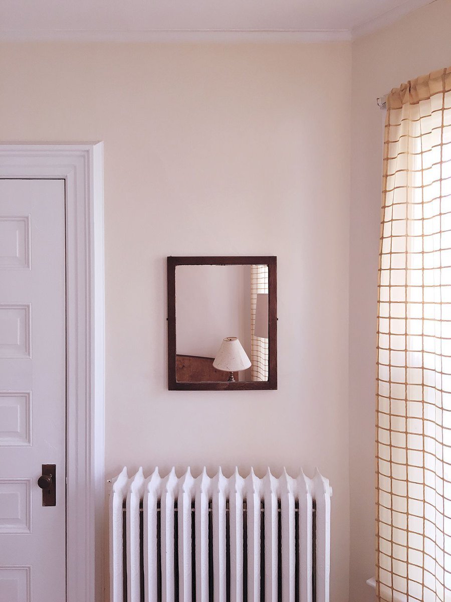 fubiz's tweet photo. Intriguing Empty Mirror Selfies https://t.co/HSUSiDmn4u https://t.co/RrJZwSubn0