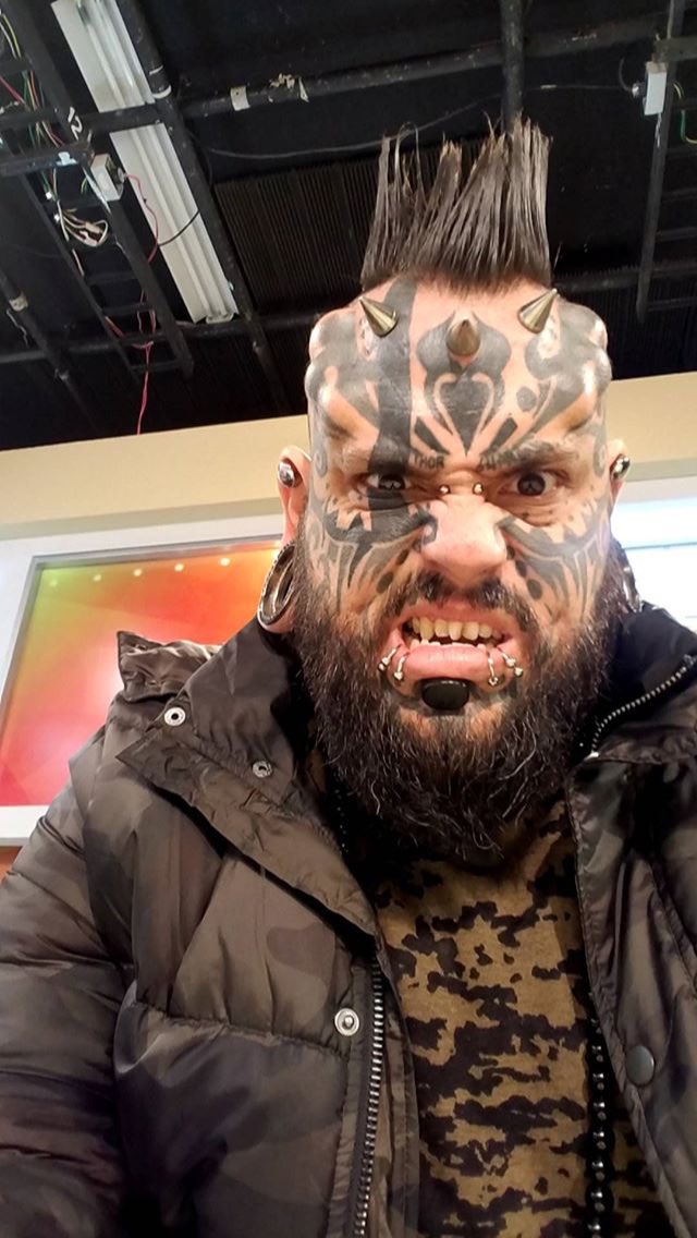 Nuestro invitado de hoy es (redoble de tambor ) #yeyeyeah