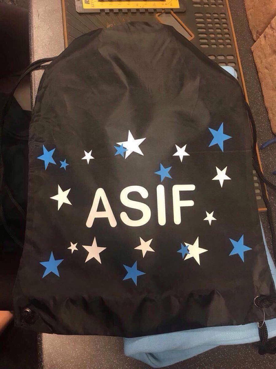 team_printing's tweet photo. We even do bag designs! Need a bag to take to the gym or an everyday bag? Then come down to our shop, we can do a design to suit you! #bags #stockport #sdlservices #teeprinting #printing #stockport #stpetersgate https://t.co/16tuiwTPtv